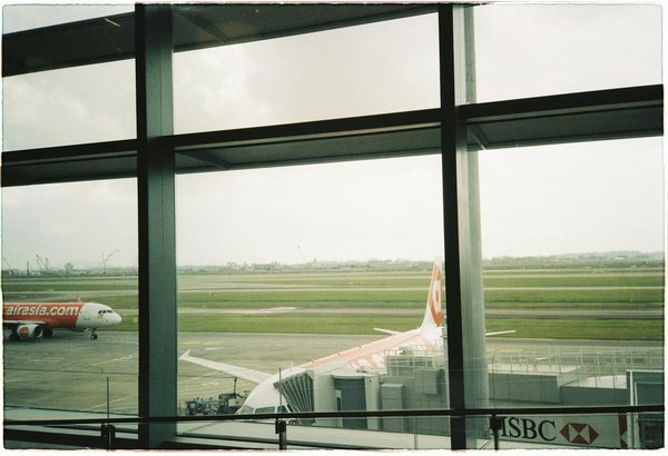 Welche MaÃŸnahmen kÃ¶nnen Hotels ergreifen um umweltfreundlicher zu werden?